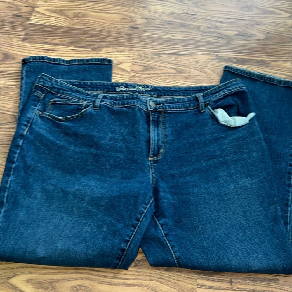 Universal Thread jeans